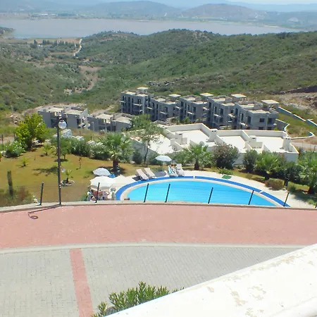 Lakeside Garden Отель