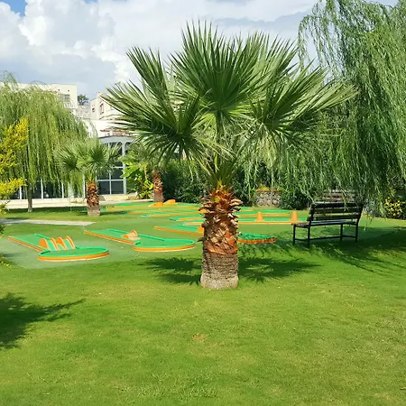 ホテル Lakeside Garden *