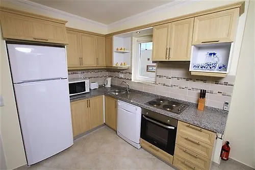 Hotel Lakeside Garden Bogazici