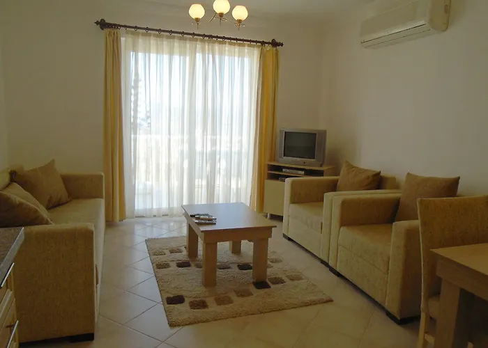 Lakeside Garden Bogazici