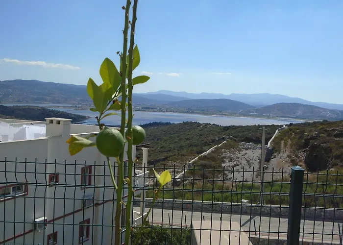 Lakeside Garden Otel *