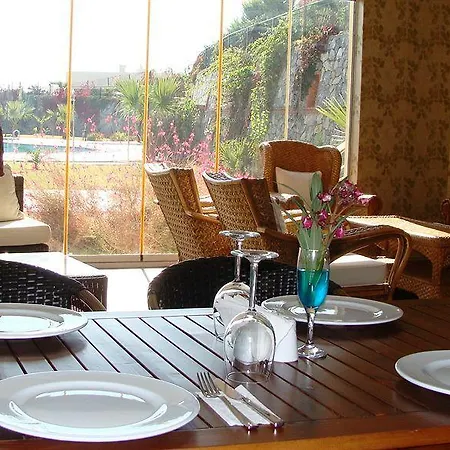 Lakeside Garden ホテル *