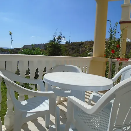 ホテル Lakeside Garden Bogazici