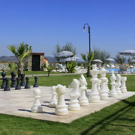 Lakeside Garden Bogazici