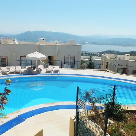 Lakeside Garden * Bogazici