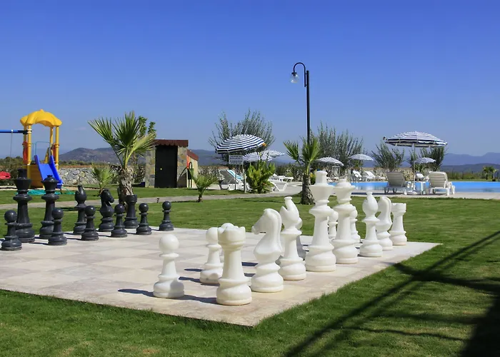 Lakeside Garden Bogazici