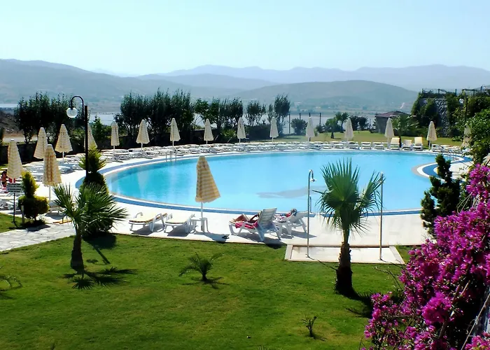 Otel Lakeside Garden Boğaziçi